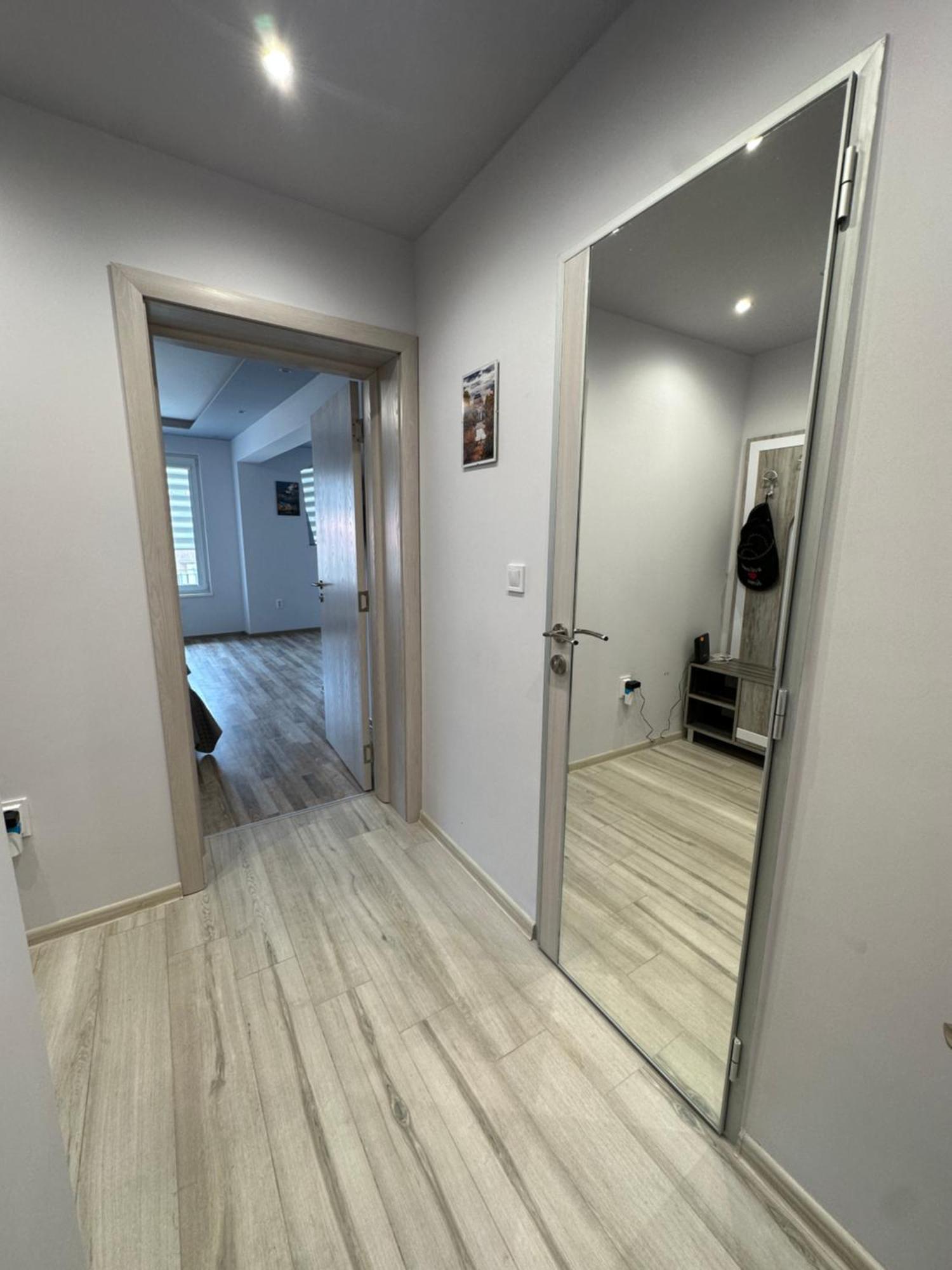 Central Vista Apartment By Mit Sofia Exterior foto